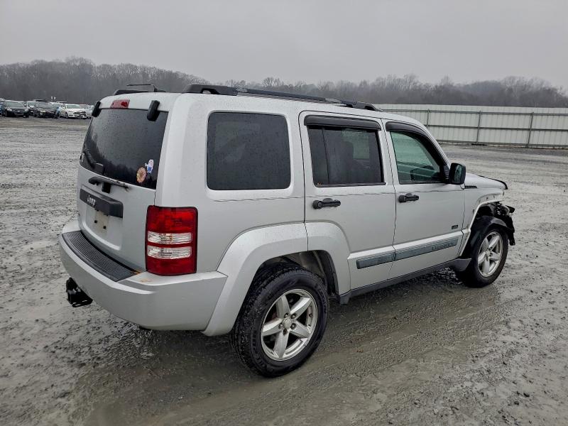 Photo 3 from auction – 2009 JEEP LIBERTY SP with VIN 1J8GN28K29W550076