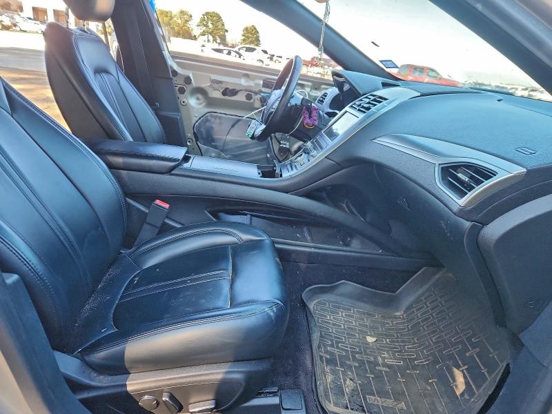 Photo 7 from auction – 2017 LINCOLN MKZ PREMIE with VIN 3LN6L5A93HR651092
