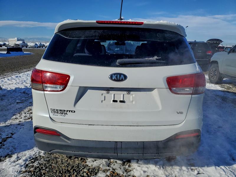 Photo 6 from auction – 2017 KIA SORENTO LX with VIN 5XYPGDA55HG218310