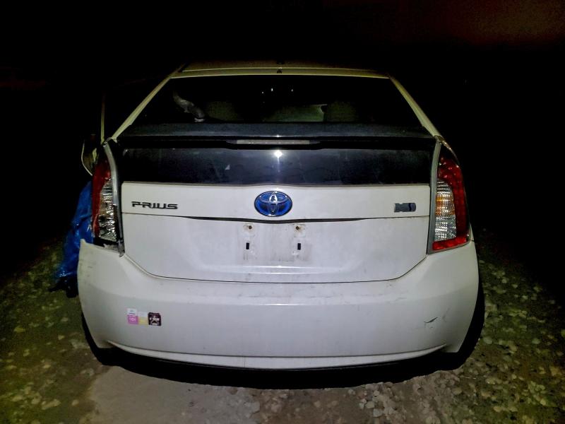 Photo 6 from auction – 2013 TOYOTA PRIUS with VIN JTDKN3DU9D1686869