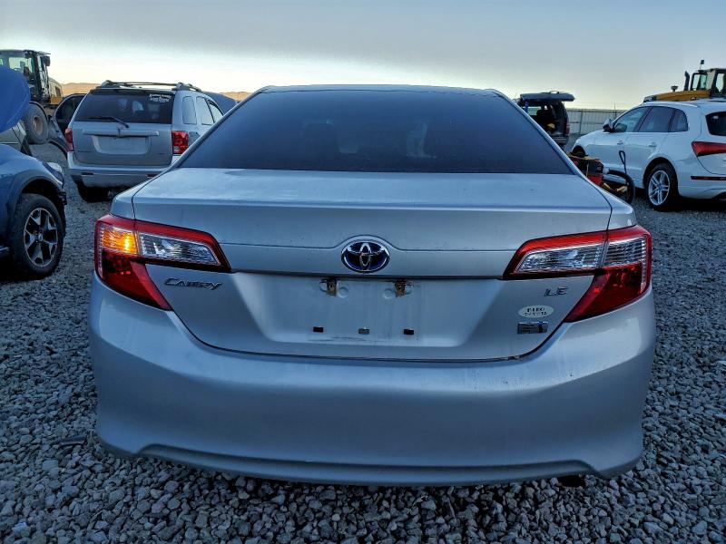 Photo 6 from auction – 2012 TOYOTA CAMRY HYBR with VIN 4T1BD1FK3CU032431