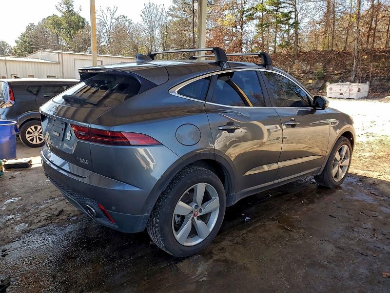 Photo 3 from auction – 2018 JAGUAR E-PACE S with VIN SADFJ2FX3J1Z09034
