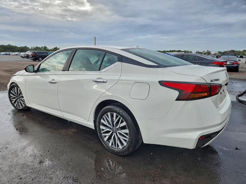 Photo 2 from auction – 2025 NISSAN ALTIMA with VIN 1N4BL4DV5SN425464