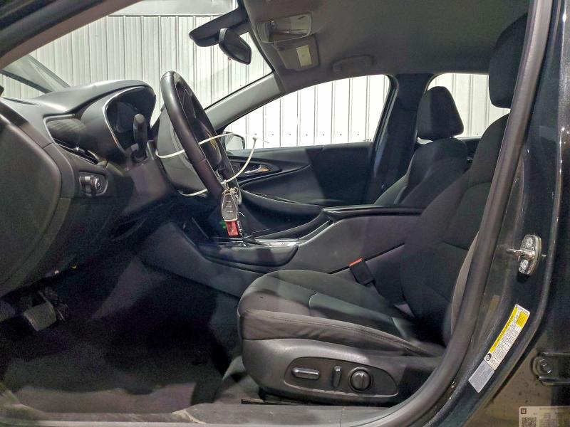 Photo 7 from auction – 2018 CHEVROLET MALIBU LT with VIN 1G1ZD5STXJF103529
