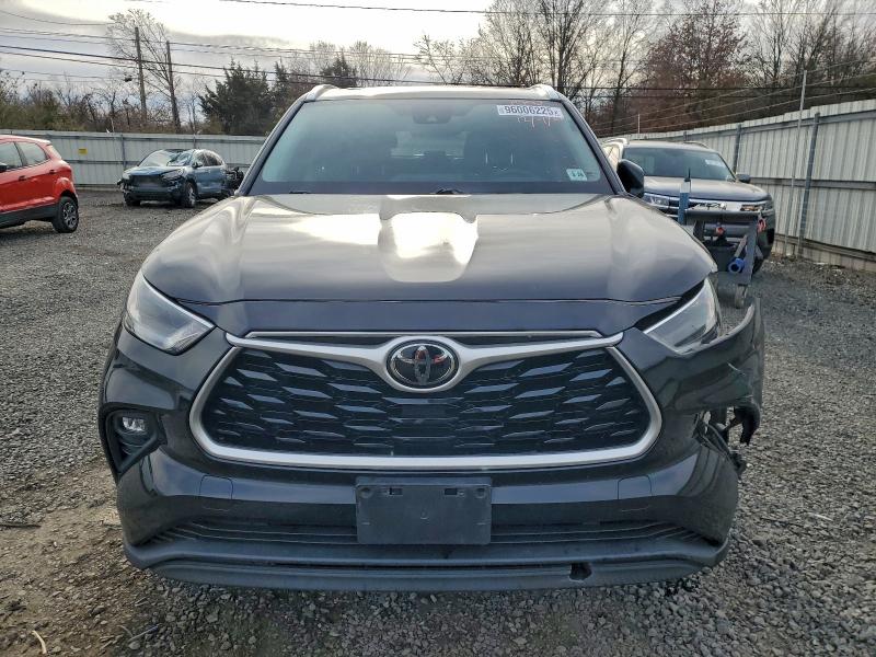 Photo 5 from auction – 2021 TOYOTA HIGHLANDER with VIN 5TDGZRBH7MS534708