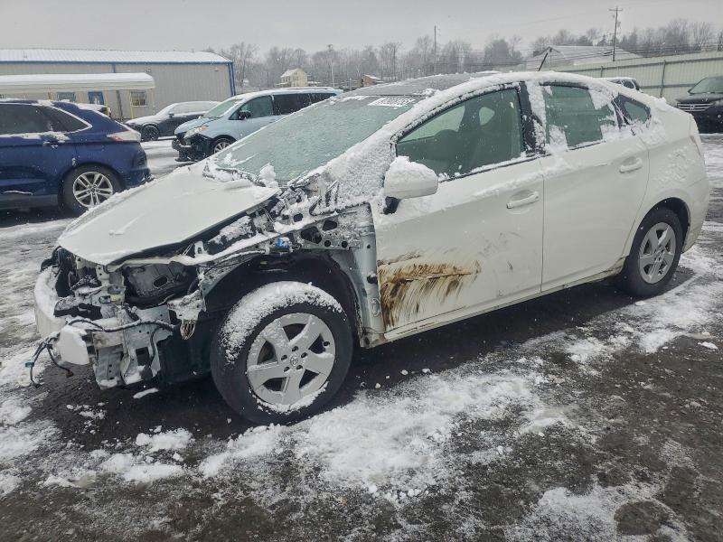 TOYOTA PRIUS 2010 مع رقم تعريف المركبة JTDKN3DU2A1268682 - صورة من المزاد