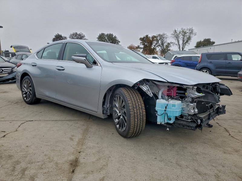 Photo 4 from auction – 2024 LEXUS ES 300H BA with VIN 58AEA1C16RU040249