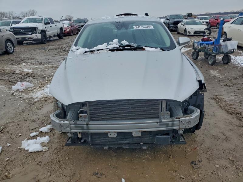 Photo 5 from auction – 2019 FORD FUSION SEL with VIN 3FA6P0CD8KR257226