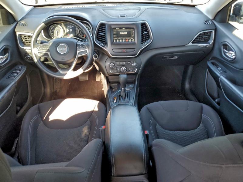 Photo 8 from auction – 2019 JEEP CHEROKEE with VIN 1C4PJLCB0KD114814