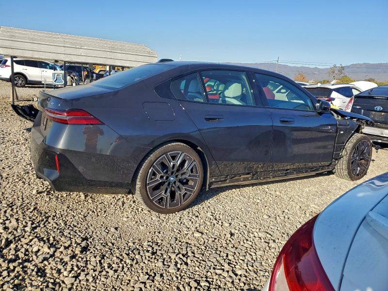 Photo 3 from auction – 2024 BMW I5 EDRIVE with VIN WBY33FK08RCR00787