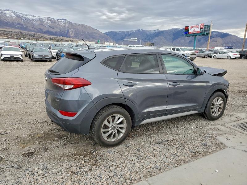 Photo 3 from auction – 2017 HYUNDAI TUCSON LIM with VIN KM8J3CA45HU496931