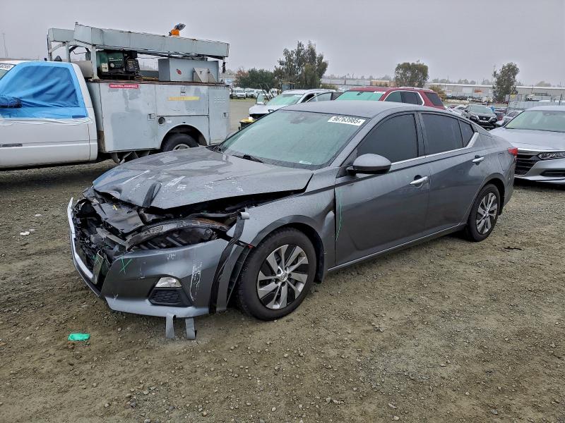 Photo 1 from auction – 2021 NISSAN ALTIMA S with VIN 1N4BL4BVXMN384514