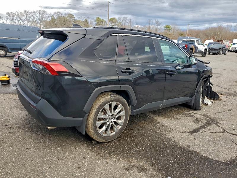 Photo 3 from auction – 2024 TOYOTA RAV4 XLE P with VIN 2T3A1RFV0RC401146