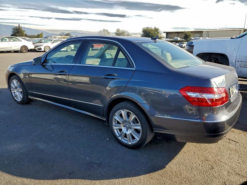 Photo 2 from auction – 2012 MERCEDES-BENZ E 350 with VIN WDDHF5KB1CA530690
