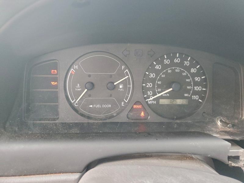 Photo 9 from auction – 2002 TOYOTA COROLLA CE with VIN 1NXBR12E52Z580026