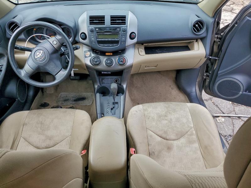 Photo 8 from auction – 2011 TOYOTA RAV4 with VIN 2T3ZF4DV9BW069769