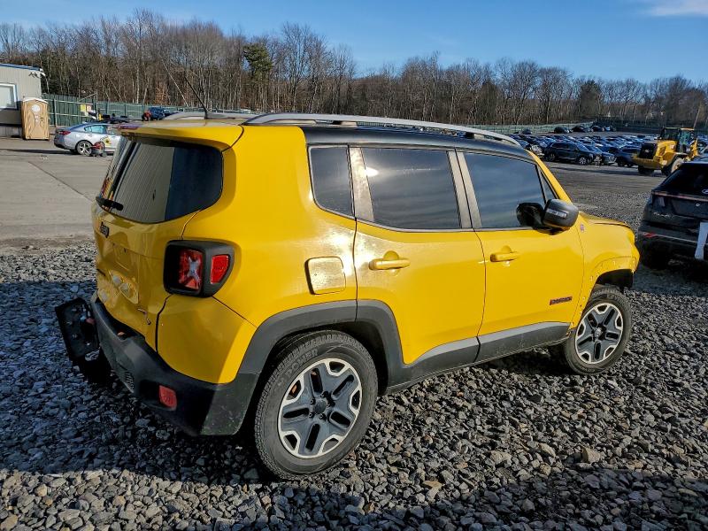 Photo 3 from auction – 2015 JEEP RENEGADE T with VIN ZACCJBCT8FPB93495