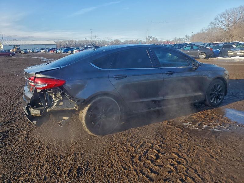 Photo 3 from auction – 2017 FORD FUSION SE with VIN 3FA6P0H79HR383459