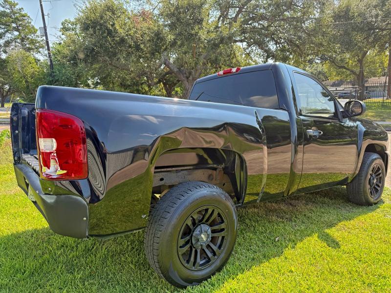 Photo 4 from auction – 2008 CHEVROLET SILVERADO with VIN 1GCEC14C28Z204734