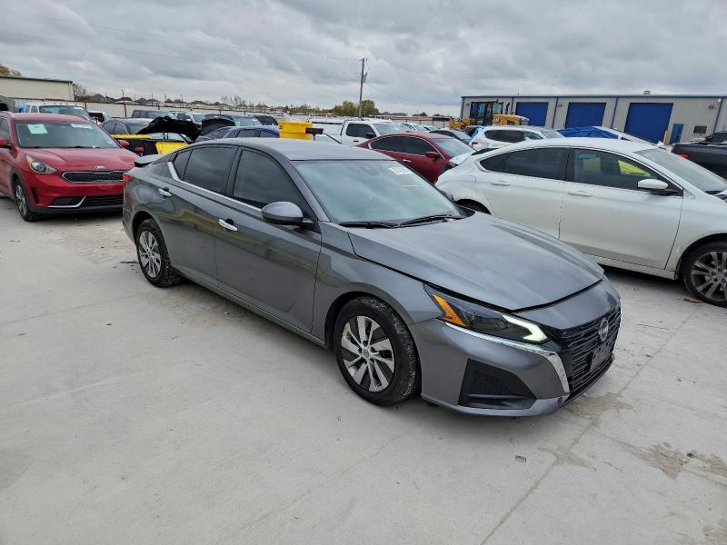 Photo 4 from auction – 2023 NISSAN ALTIMA S with VIN 1N4BL4BV8PN337521