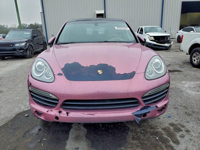 Photo 5 from auction – 2011 PORSCHE CAYENNE S with VIN WP1AB2A21BLA43658