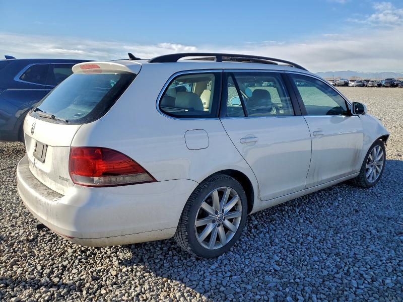 Photo 3 from auction – 2011 VOLKSWAGEN JETTA S with VIN 3VWPZ7AJXBM706345