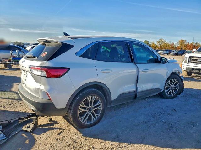 Photo 3 from auction – 2022 FORD ESCAPE with VIN 1FMCU0H65NUA49040