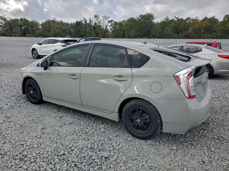 Photo 2 from auction – 2013 TOYOTA PRIUS with VIN JTDKN3DU5D5540574