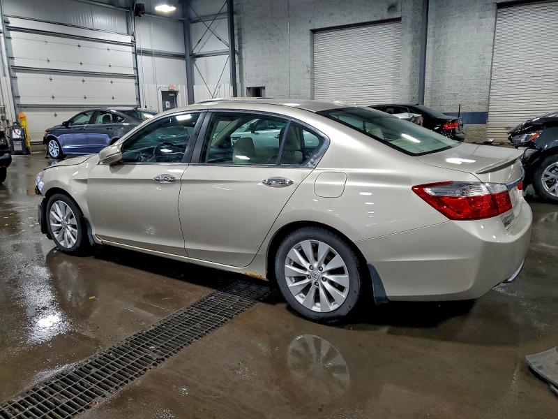 Photo 2 from auction – 2014 HONDA ACCORD EXL with VIN 1HGCR2F87EA107724