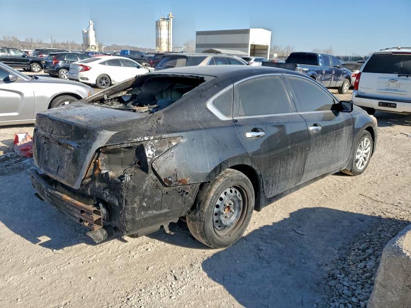 Photo 3 from auction – 2015 NISSAN ALTIMA with VIN 1N4AL3AP2FC135776