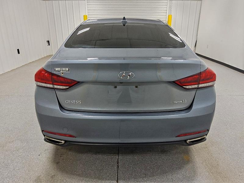 Photo 6 from auction – 2015 HYUNDAI GENESIS 3. with VIN KMHGN4JE3FU036909