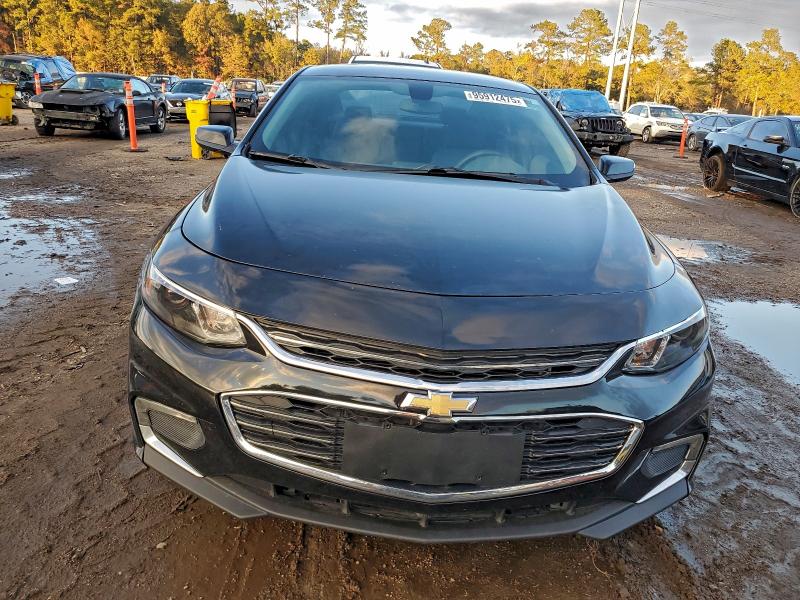 Photo 5 from auction – 2018 CHEVROLET MALIBU LT with VIN 1G1ZD5ST4JF124036