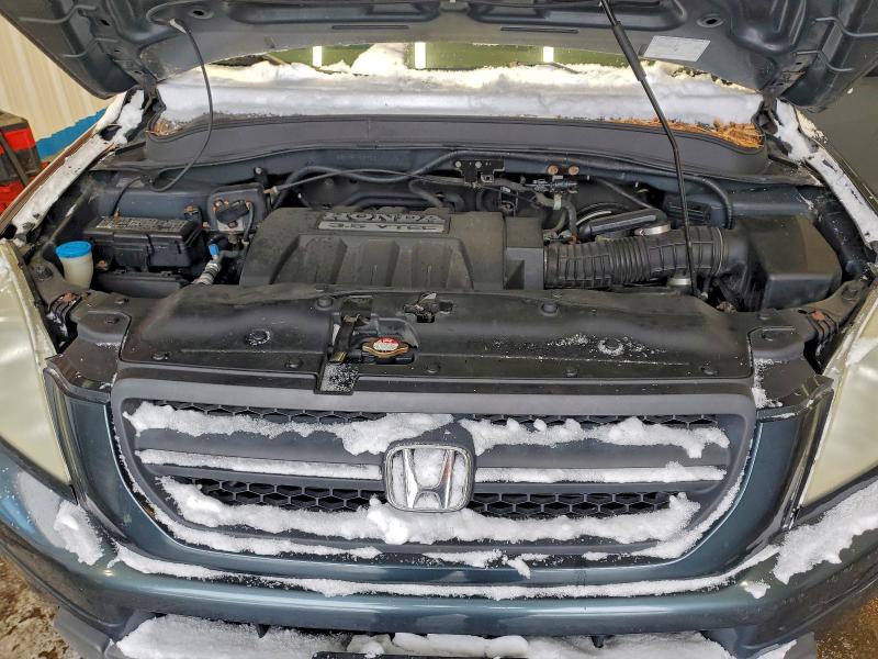 Фото 12 с аукциона – 2005 HONDA PILOT EXL с VIN 5FNYF18595B060732
