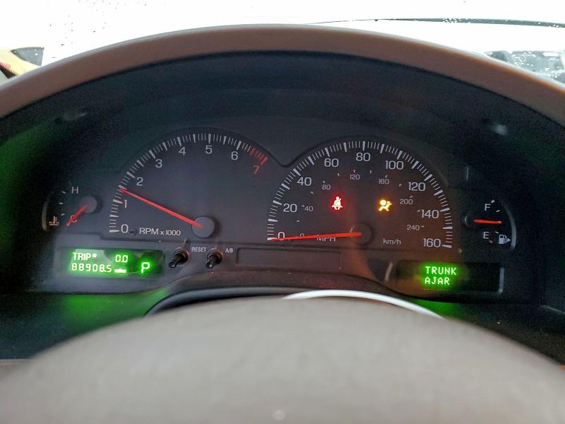 Photo 9 from auction – 2000 LINCOLN LS with VIN 1LNHM87A2YY812493
