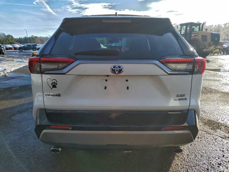 Photo 6 from auction – 2022 TOYOTA RAV4 XSE with VIN 4T3E6RFV7NU091508