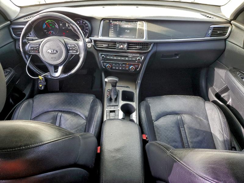 Photo 8 from auction – 2017 KIA OPTIMA PLU with VIN KNAGV4LD4H5018602