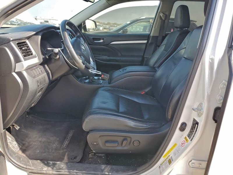 Photo 7 from auction – 2015 TOYOTA HIGHLANDER with VIN 5TDKKRFH7FS071366