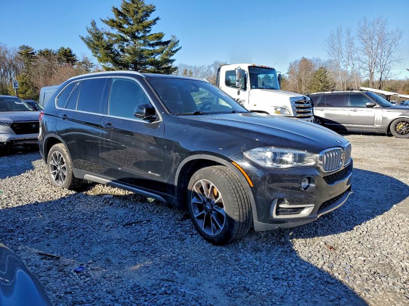 Photo 4 from auction – 2017 BMW X5 XDRIVE3 with VIN 5UXKR0C31H0V74718