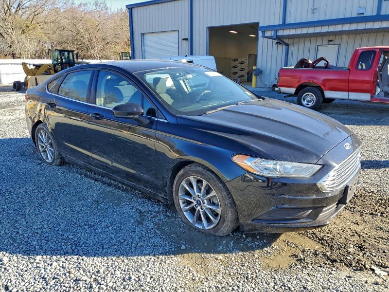 Photo 4 from auction – 2017 FORD FUSION SE with VIN 3FA6P0H76HR390367