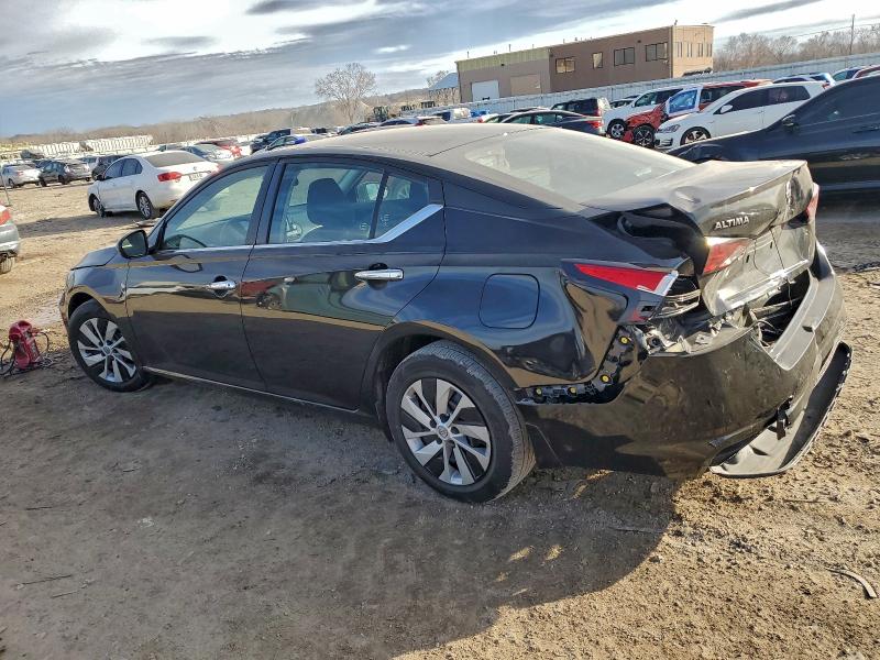 Photo 2 from auction – 2023 NISSAN ALTIMA with VIN 1N4BL4BV3PN334543