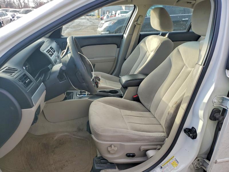 Photo 7 from auction – 2009 MERCURY MILAN with VIN 3MEHM071X9R622428