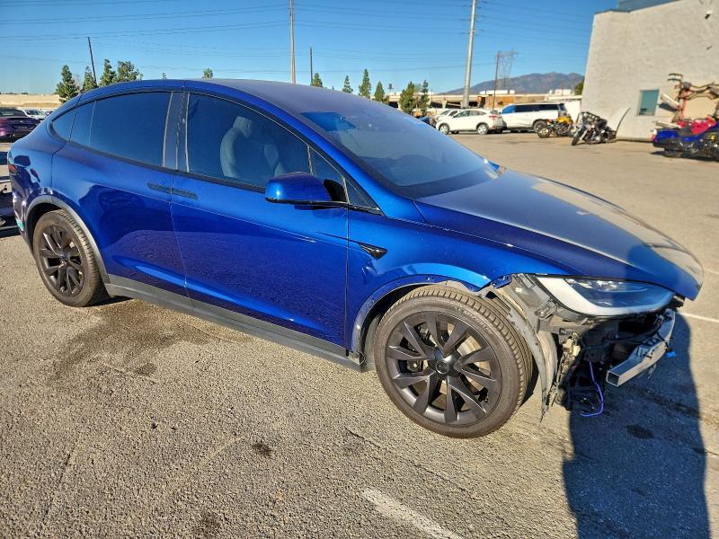 Photo 4 from auction – 2022 TESLA MODEL X with VIN 7SAXCBE67NF350266