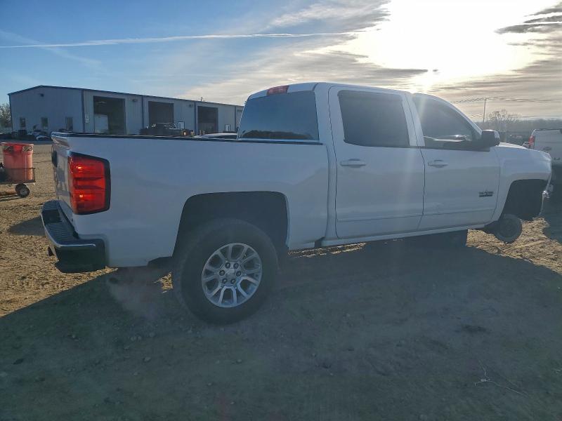 Photo 3 from auction – 2018 CHEVROLET SILVERADO with VIN 3GCUKREC3JG588654
