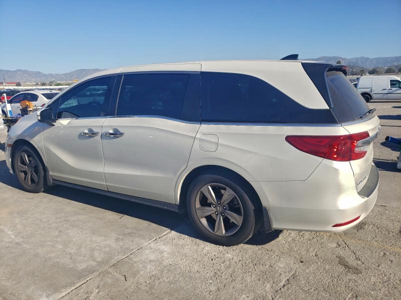 Photo 2 from auction – 2018 HONDA ODYSSEY EX with VIN 5FNRL6H73JB093215