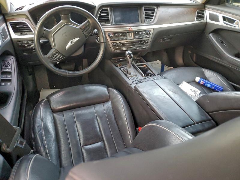 Photo 8 from auction – 2015 HYUNDAI GENESIS 5. with VIN KMHGN4JFXFU081306