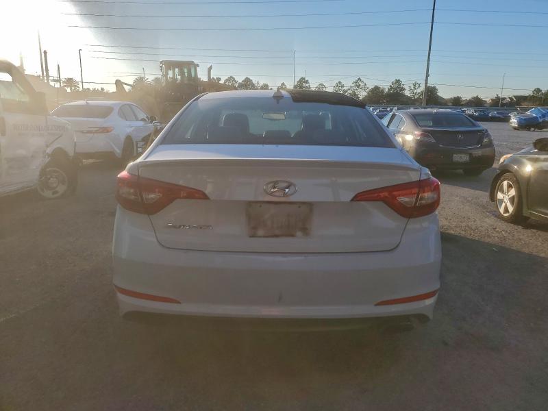 Photo 6 from auction – 2017 HYUNDAI SONATA SE with VIN 5NPE24AF3HH560040