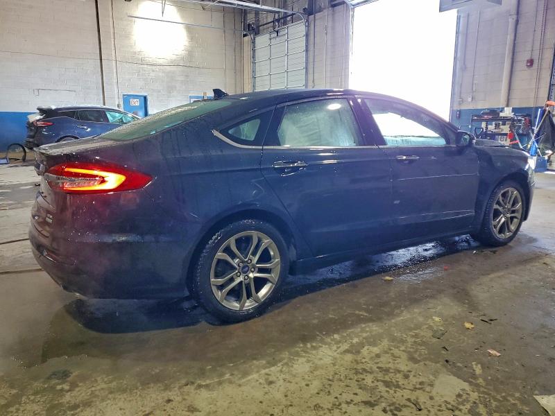 Photo 3 from auction – 2020 FORD FUSION SEL with VIN 3FA6P0CD8LR201398