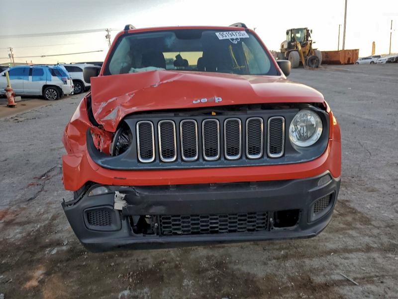 Photo 5 from auction – 2017 JEEP RENEGADE with VIN ZACCJBAB2HPF36590
