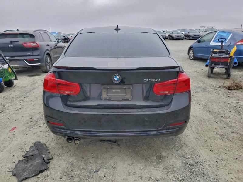 Photo 6 from auction – 2017 BMW 330 I with VIN WBA8B9G53HNU50613