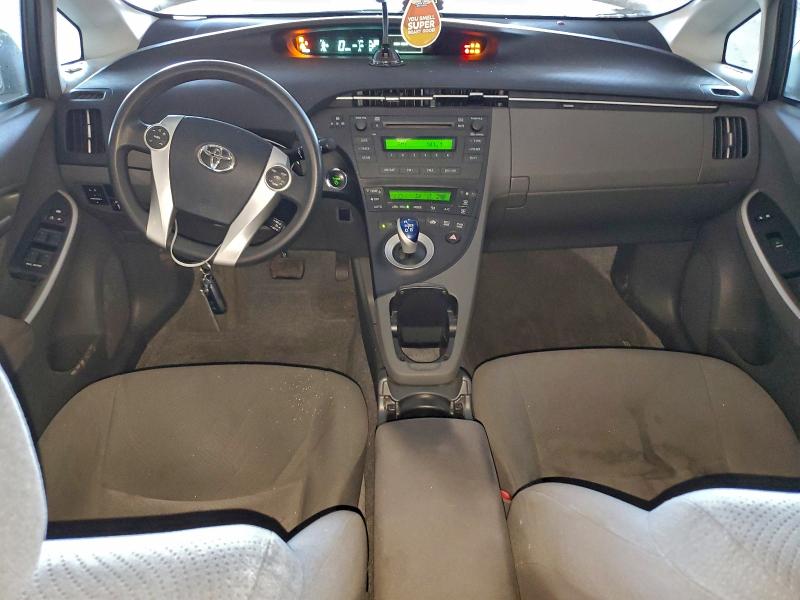 Photo 8 from auction – 2011 TOYOTA PRIUS with VIN JTDKN3DU8B0301689